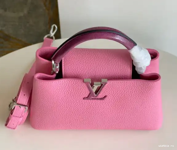 WIS CAPUCINES BB VUITTON LOUIS 0421